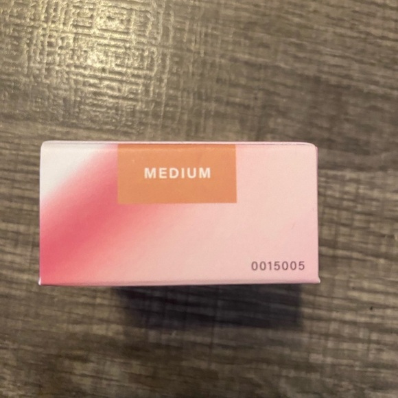 NEW-Mally Beauty - Stress Less Performance Concealer, Medium. - Picture 8 of 8